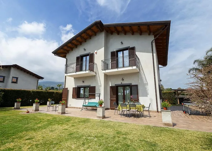 Casa Il Geranio Villa *